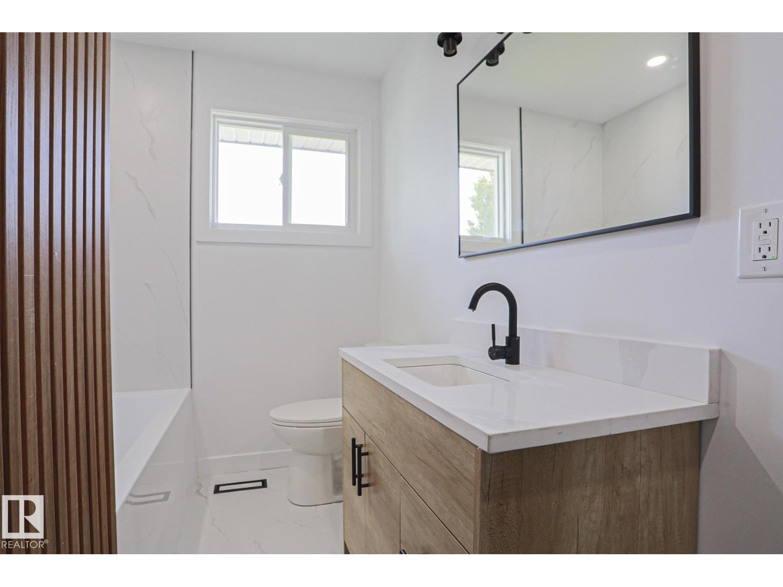 7607 137 AV NW — photo 18