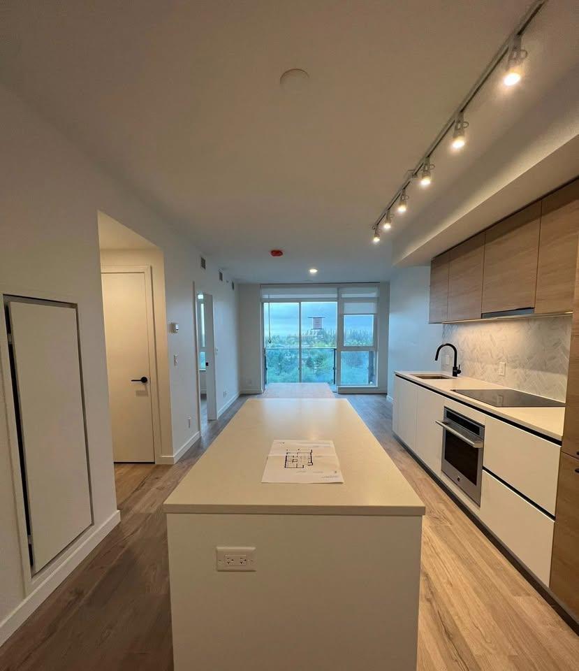 13428 105 AVENUE, Surrey — photo 3