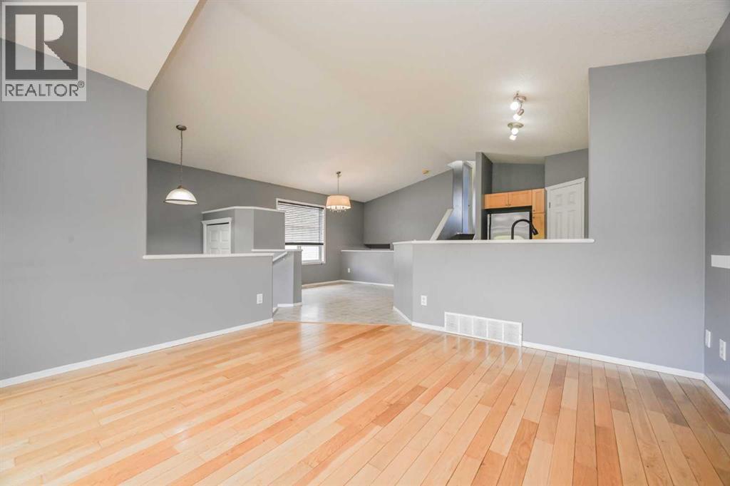 8717 62 Avenue — photo 7