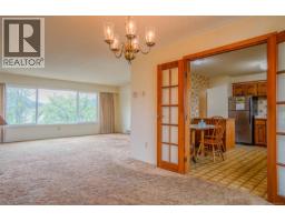 Living room - 3727 Maitland St, Port Alberni, BC V9Y3X4 Photo 12
