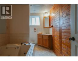 3727 Maitland St, Port Alberni, BC V9Y3X4 Photo 37