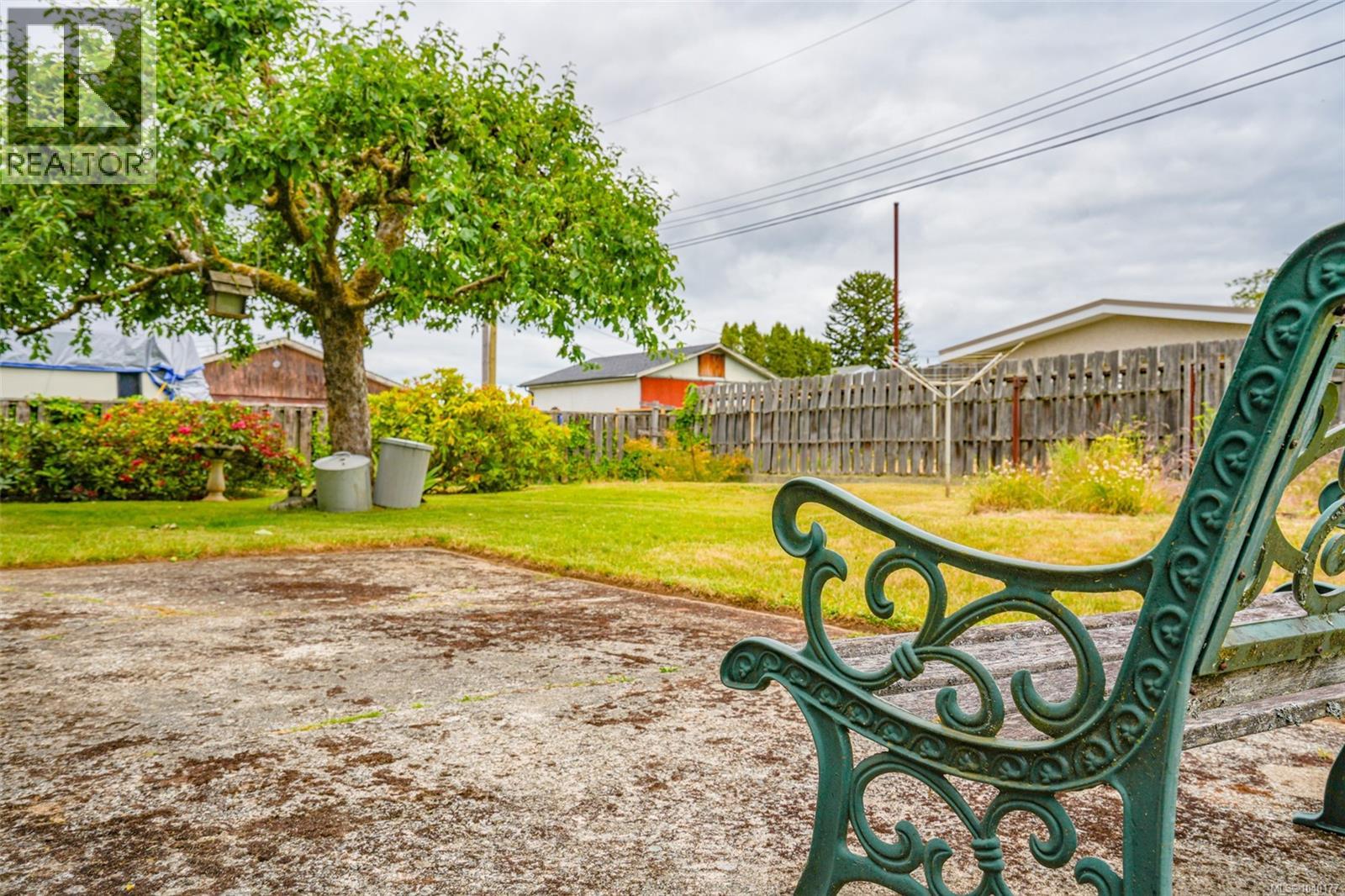 3727 Maitland St - 53