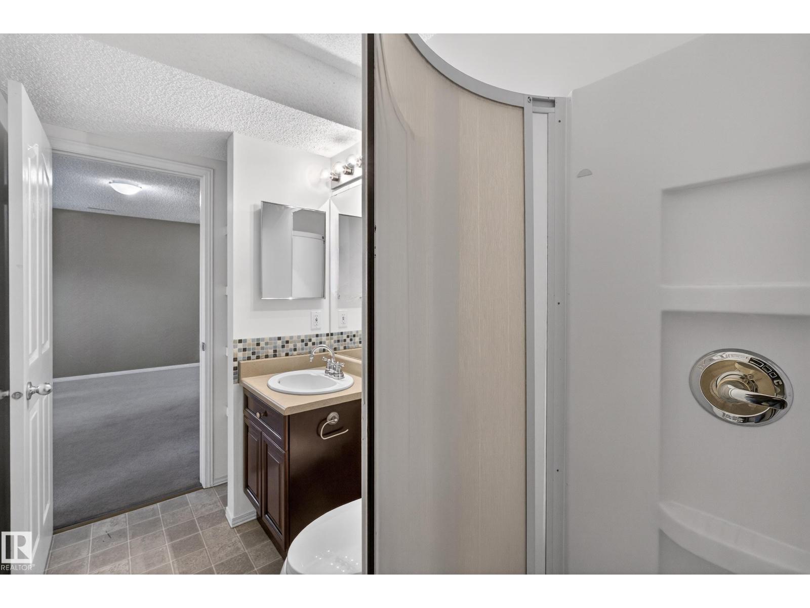 3779 18 ST NW - 32