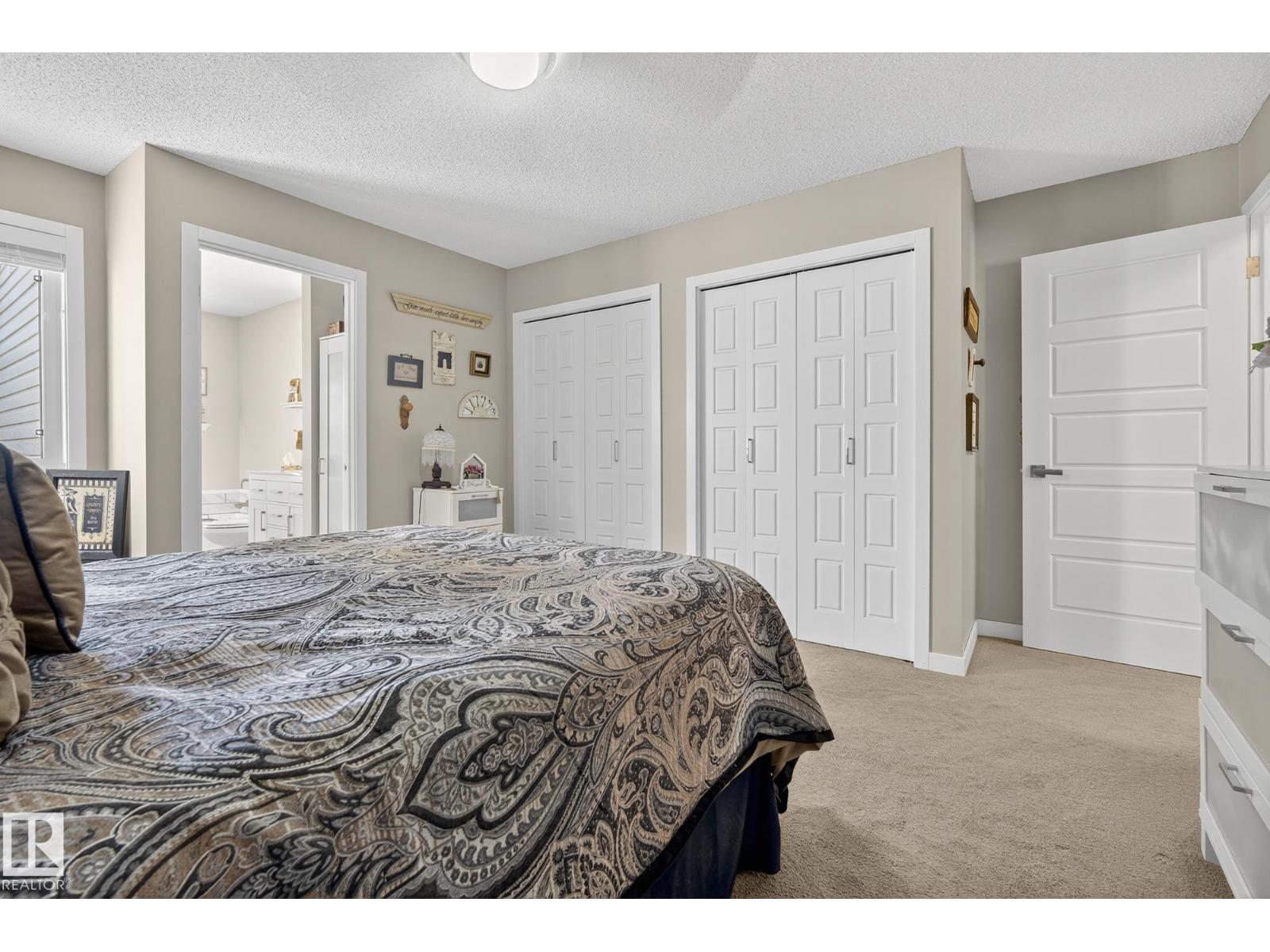 4711 25 AV NW — photo 22