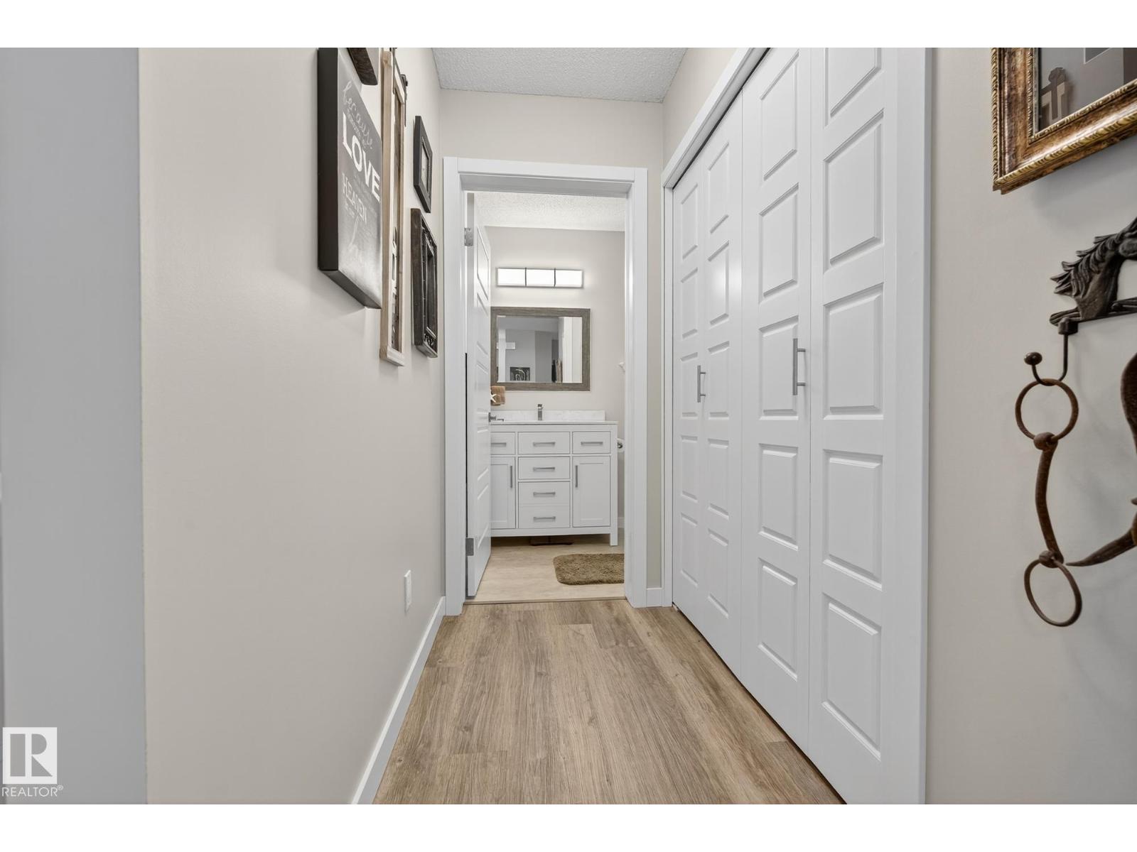 4711 25 AV NW — photo 29