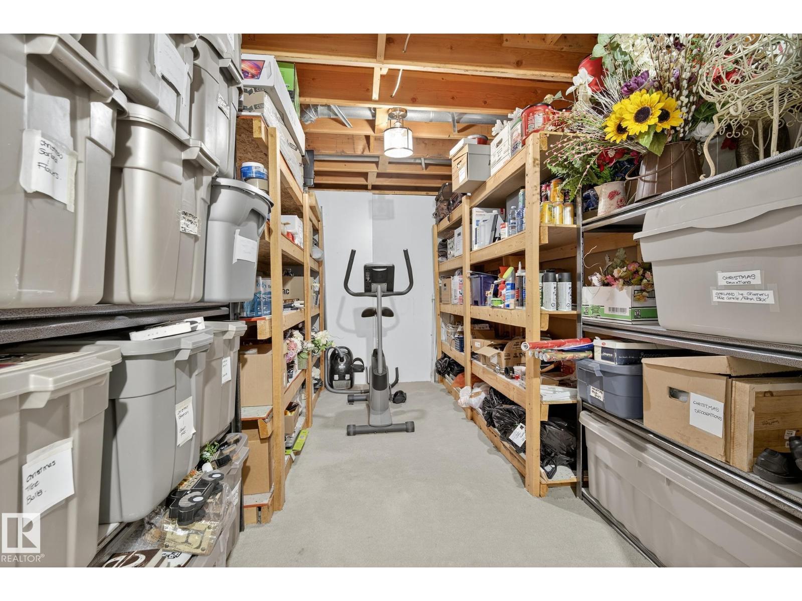 4711 25 AV NW — photo 43
