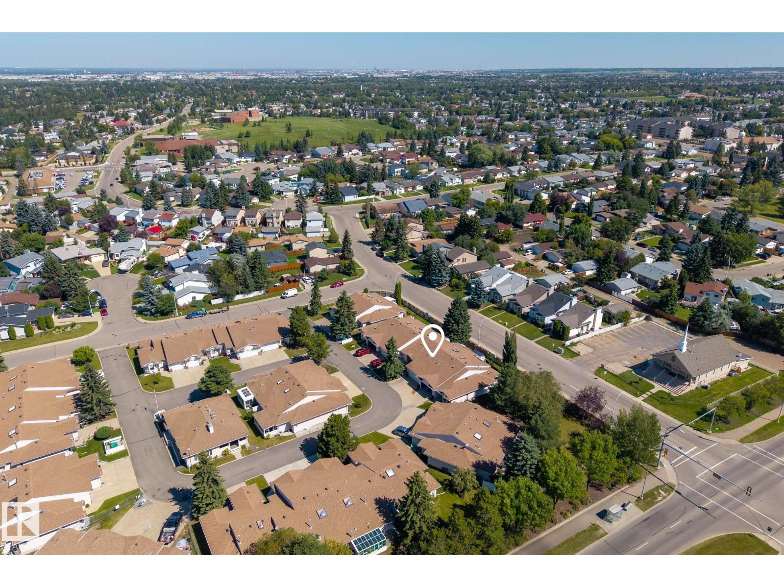4711 25 AV NW — photo 47