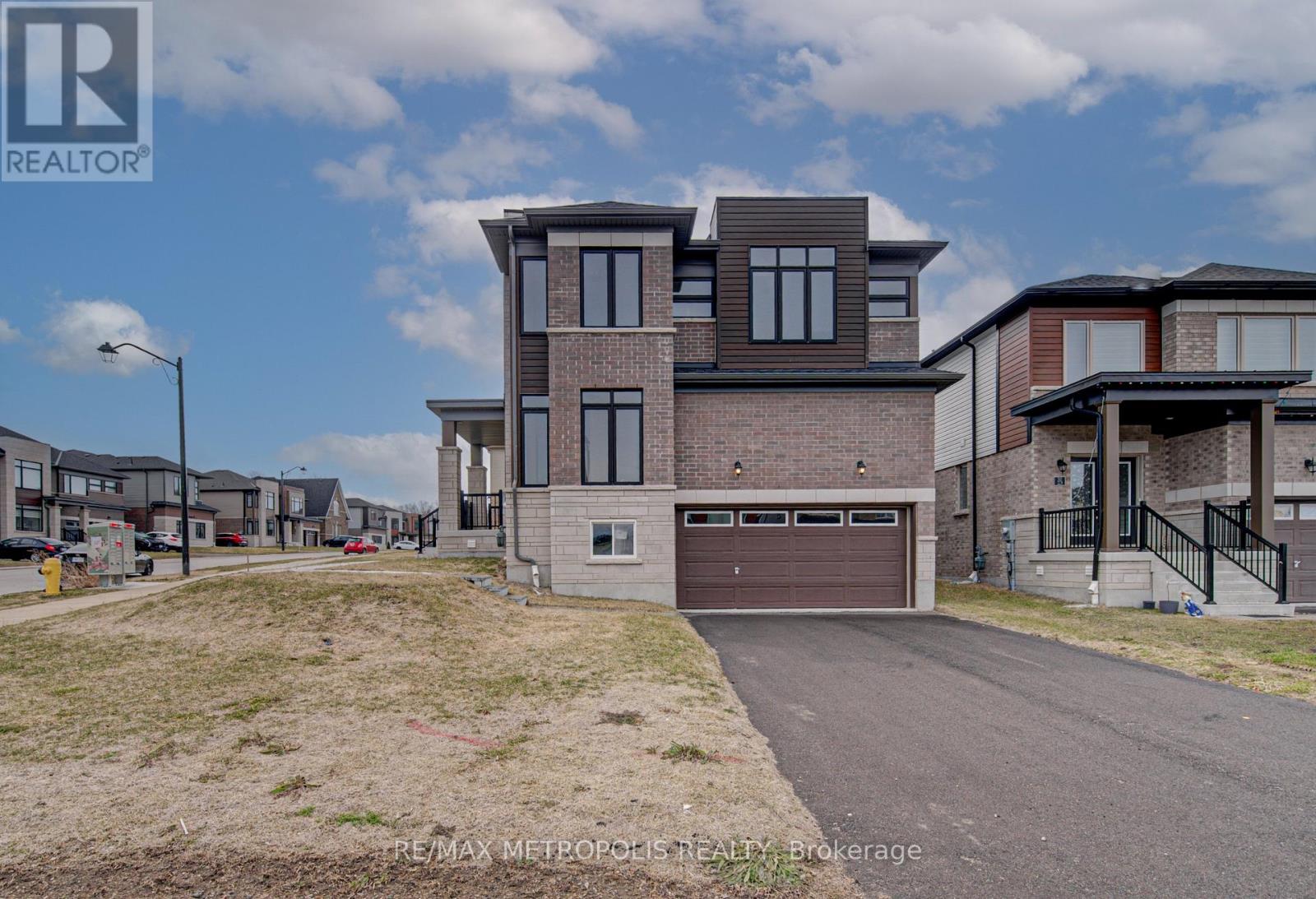 25 HEMING STREET - 1