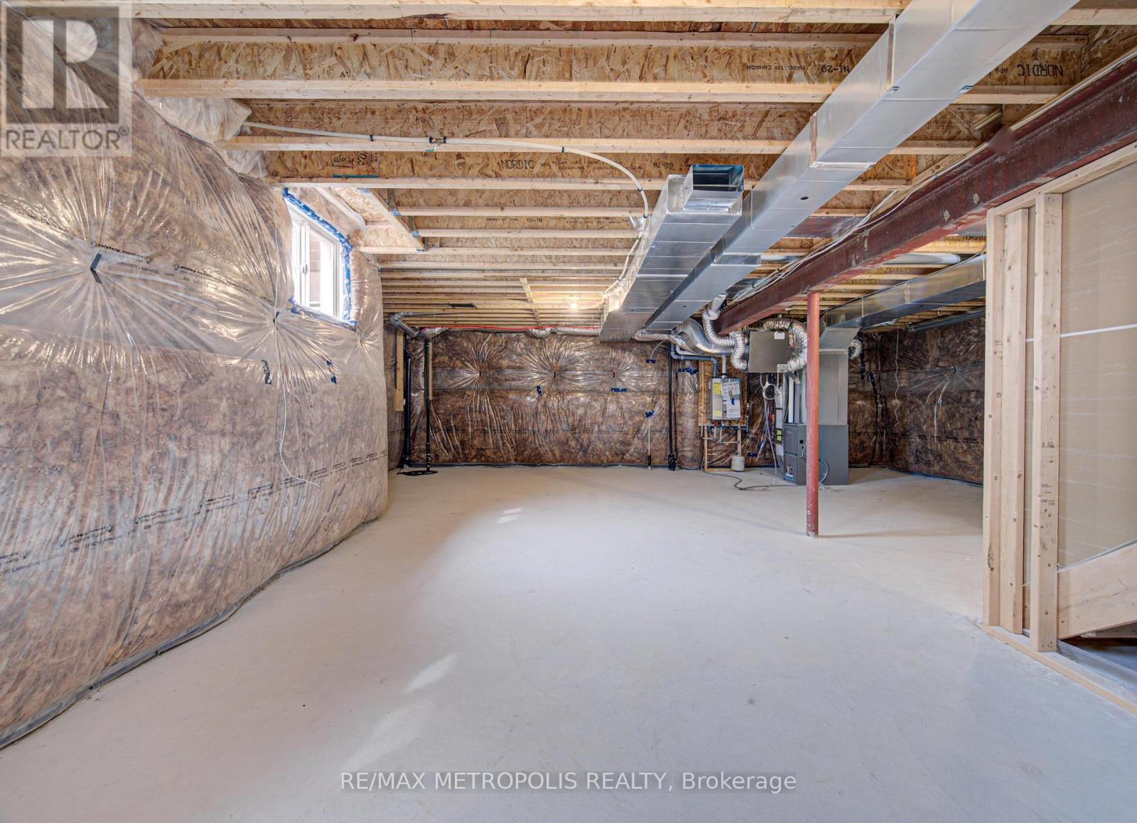 25 HEMING STREET - 38