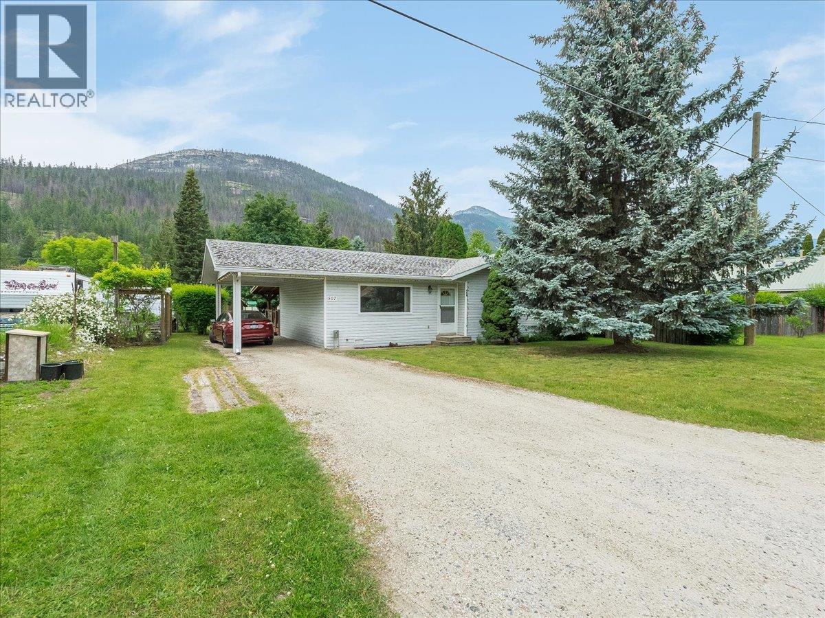 507 Arthur Street - 1