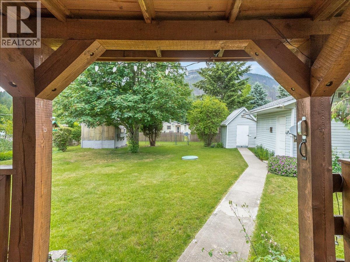 507 Arthur Street - 9