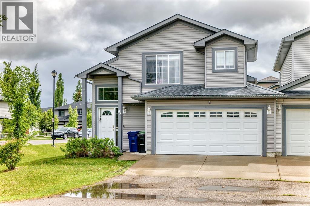 98 Canoe Square SW - photo 2