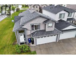 98 Canoe Square SW - photo 1