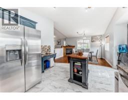 4pc Bathroom - 98 Canoe Square Sw, Airdrie, AB T4B2N5 Photo 14
