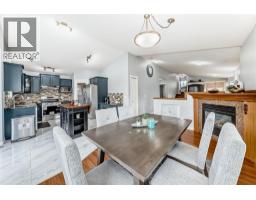 98 Canoe Square Sw, Airdrie, AB T4B2N5 Photo 17