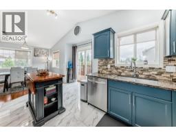 98 Canoe Square SW - photo 5
