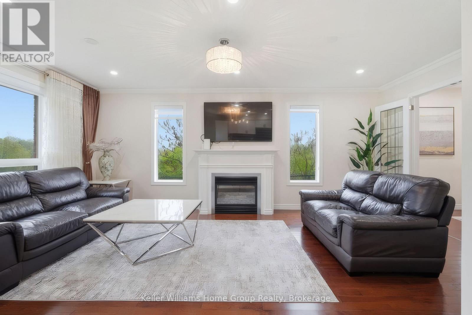 177 WATSON ROAD N - 26