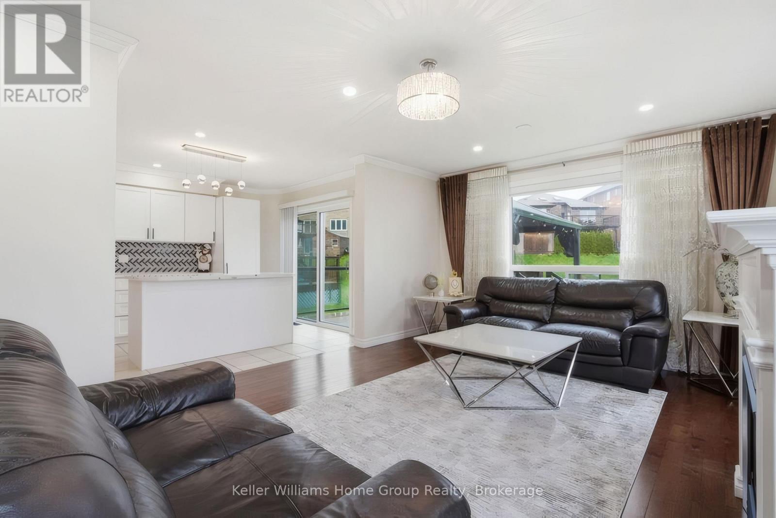 177 WATSON ROAD N - 25