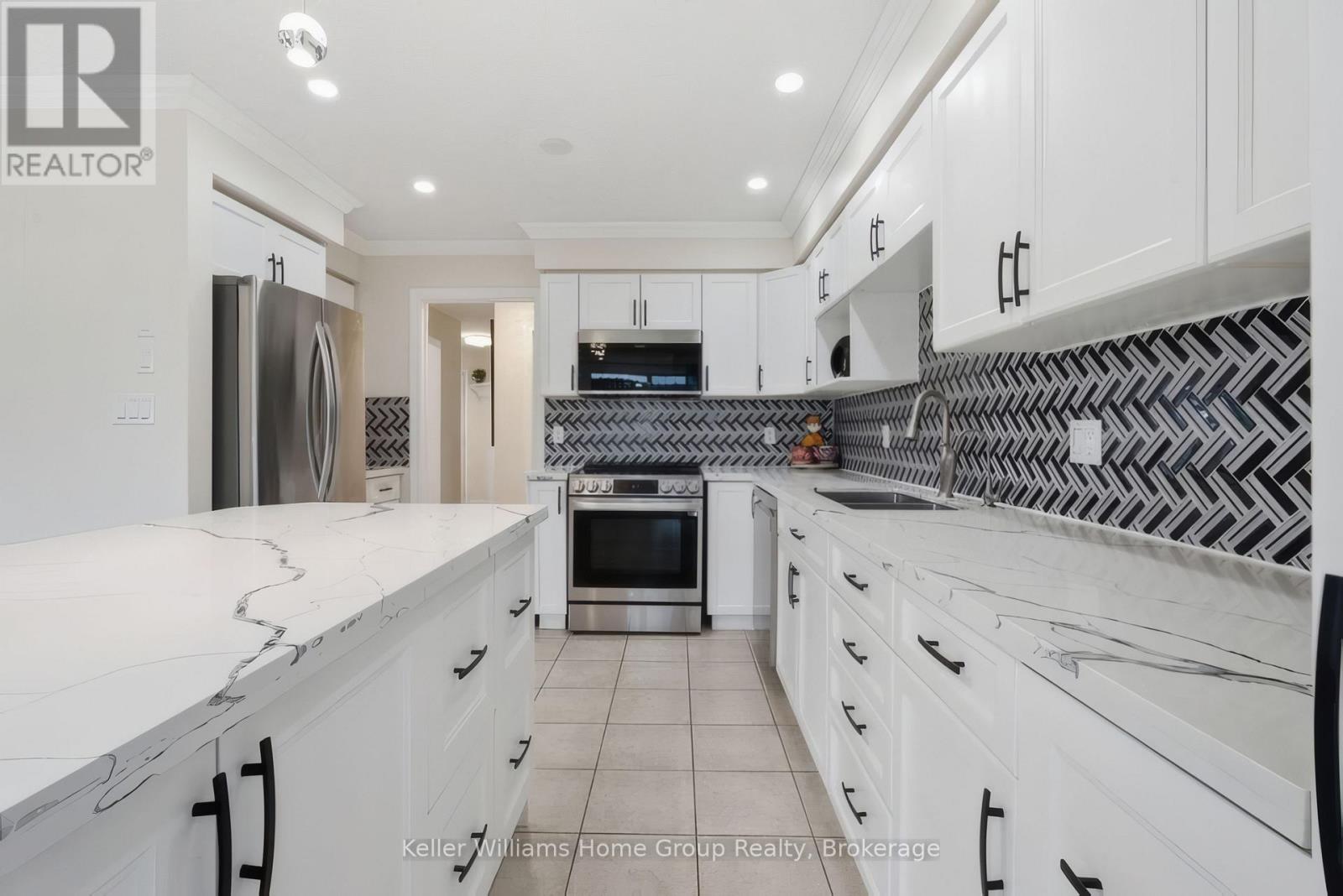 177 WATSON ROAD N - 27