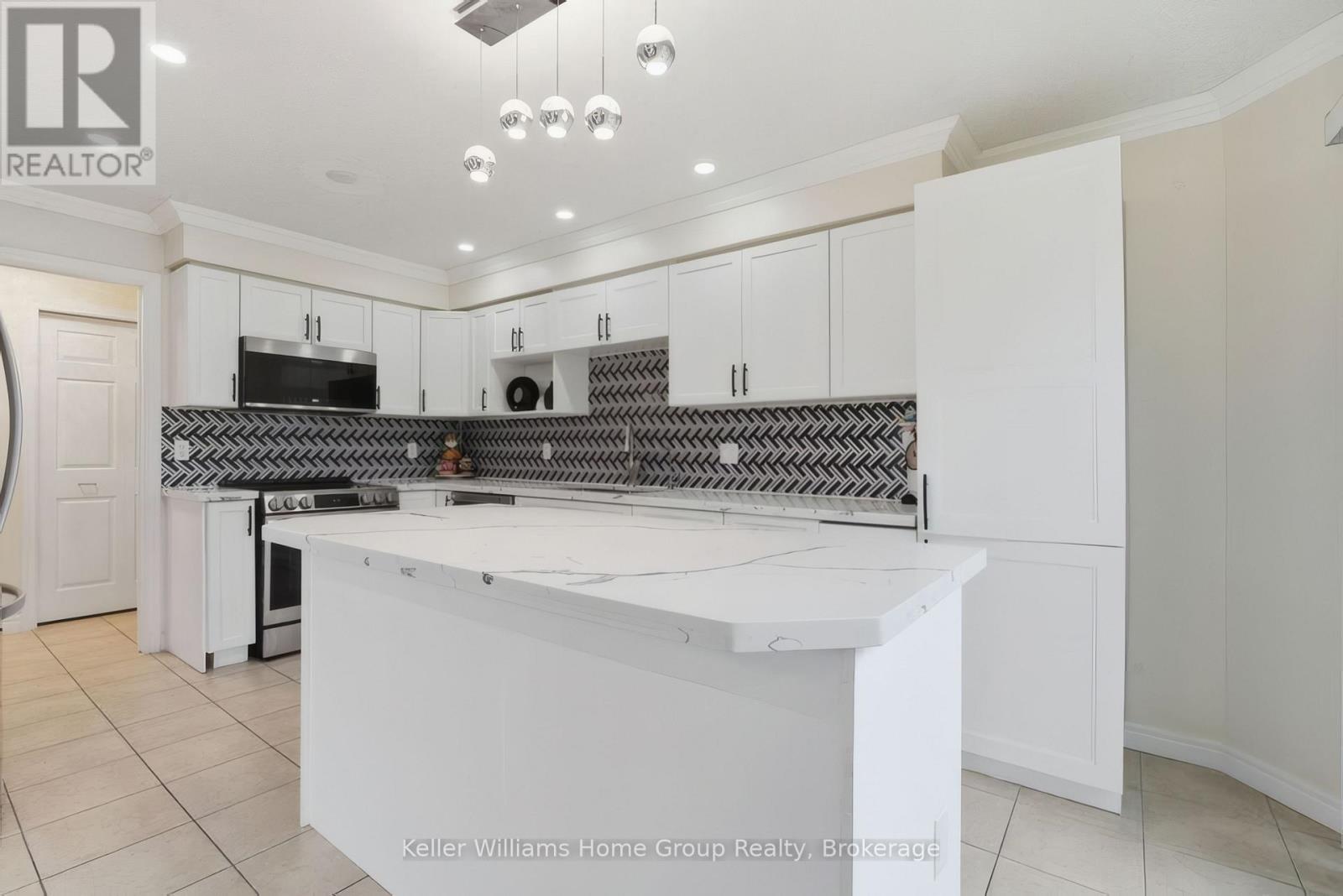 177 WATSON ROAD N - 39
