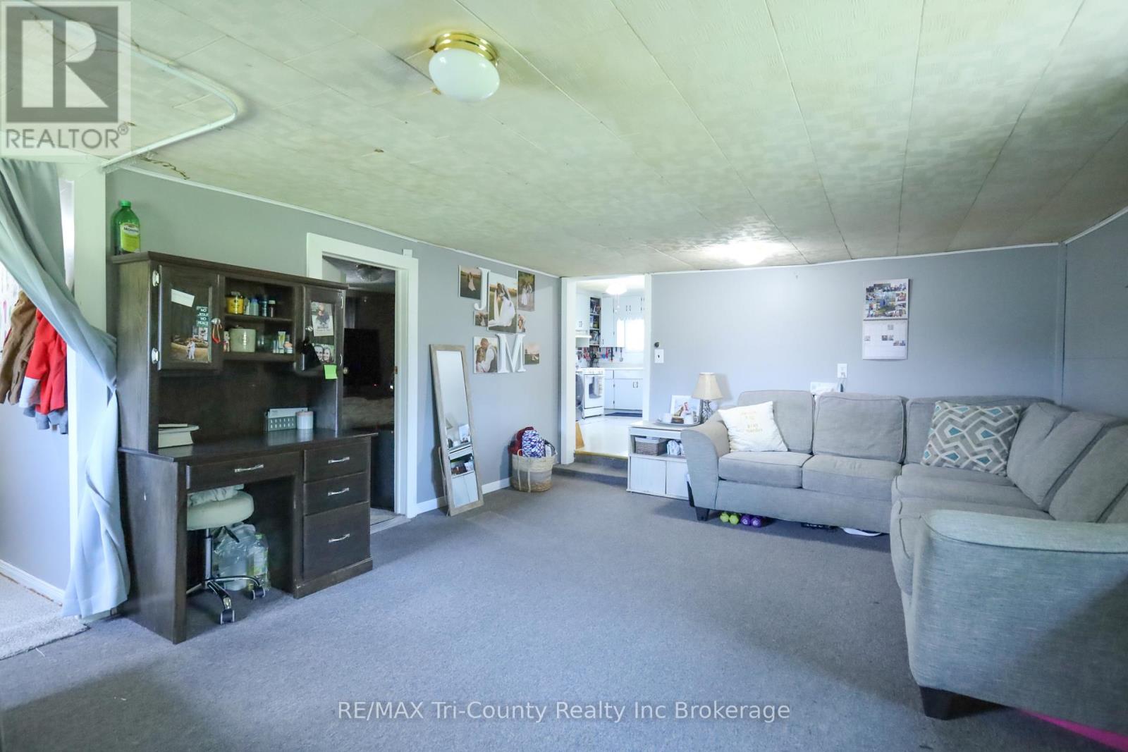 4942 59 HIGHWAY - 20