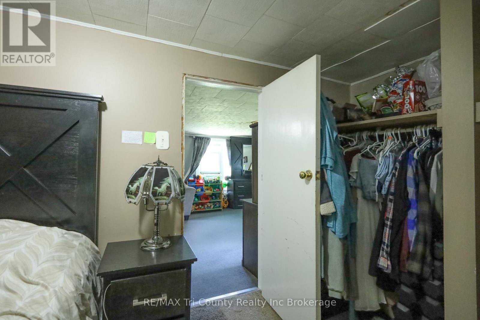 4942 59 HIGHWAY - 25