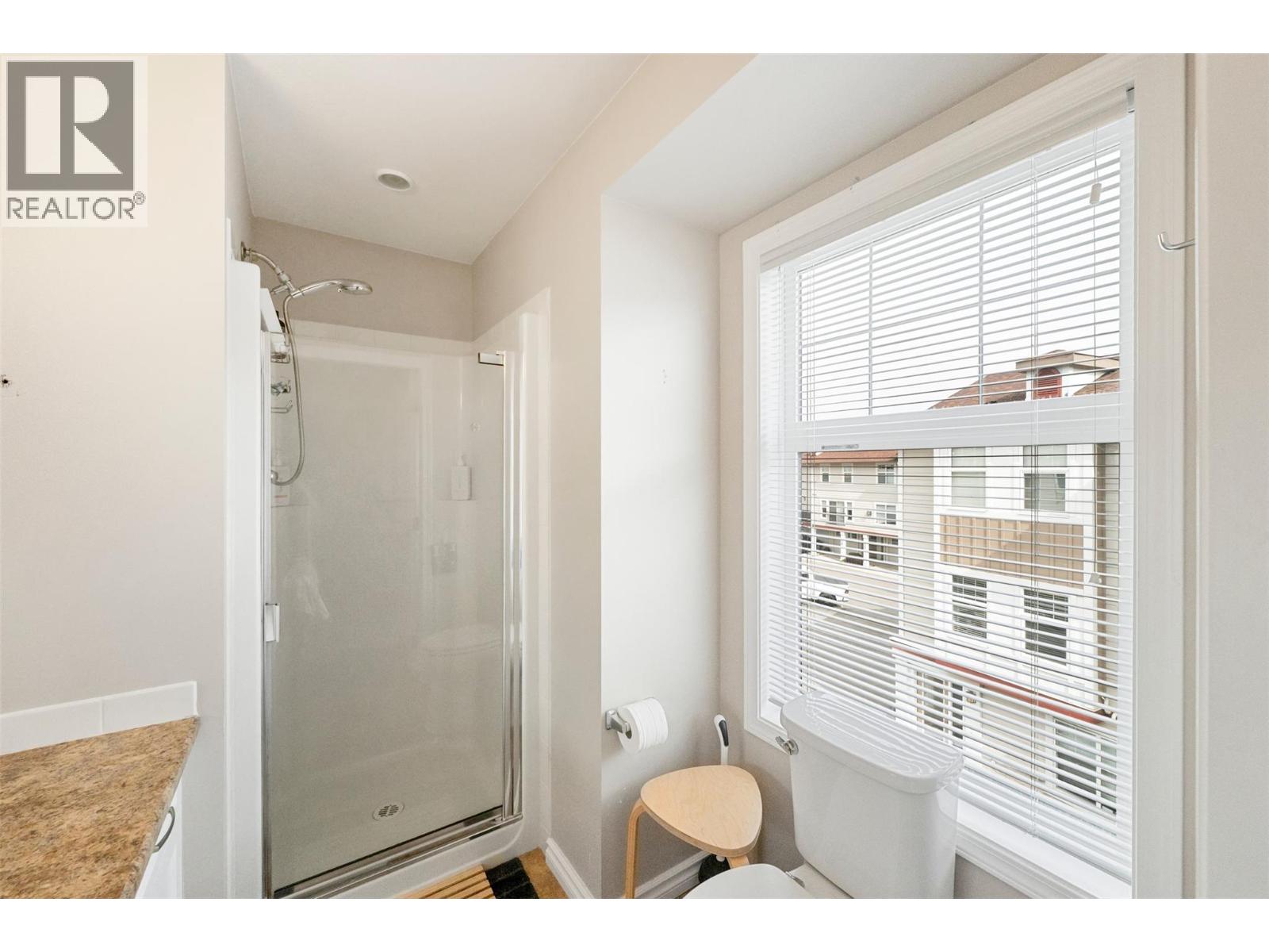 #128 3363 WILSON Street - 25