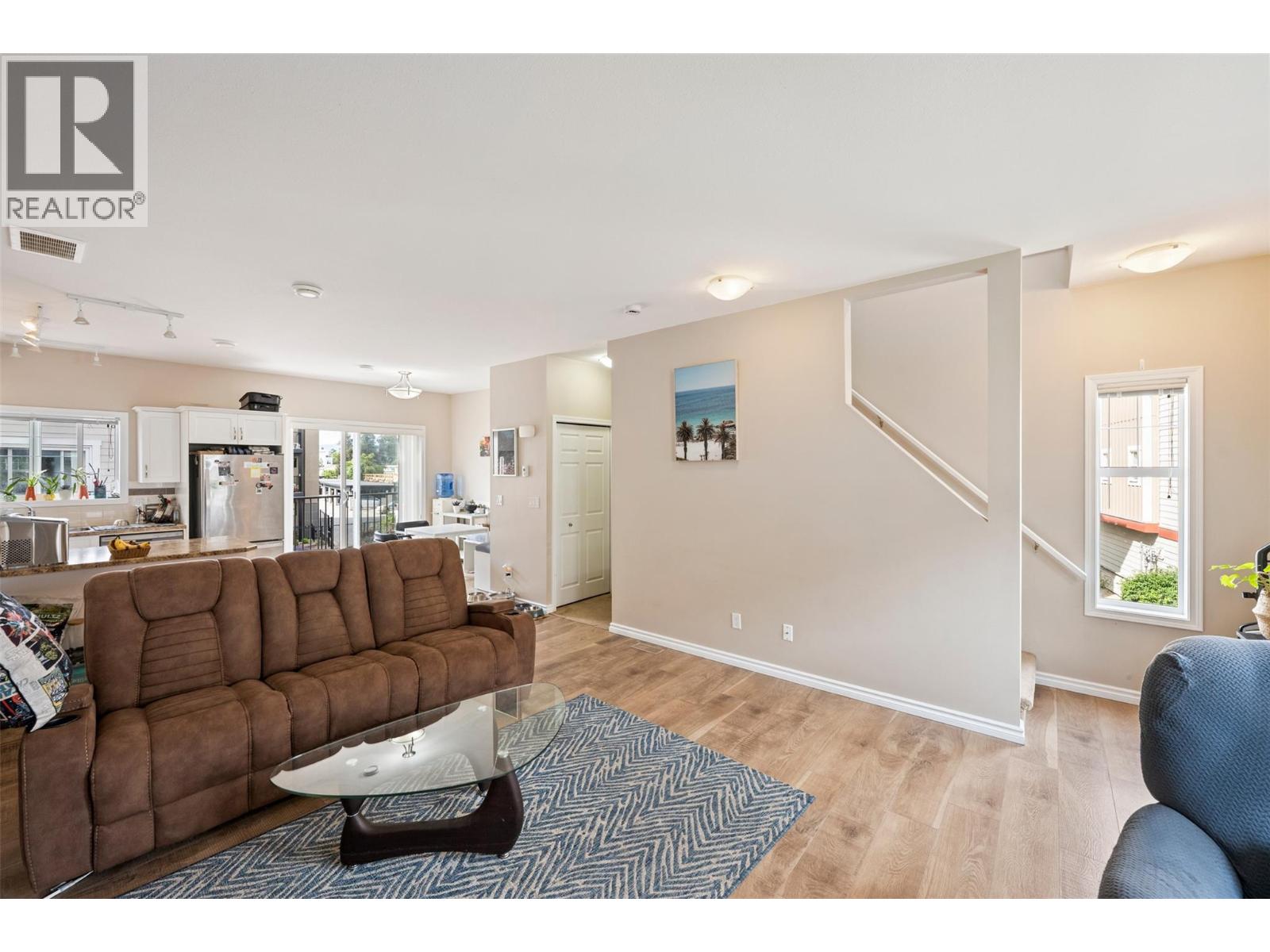 #128 3363 WILSON Street - 6