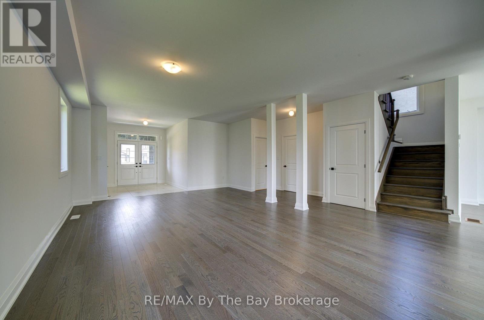 56 AMBER DRIVE - 13