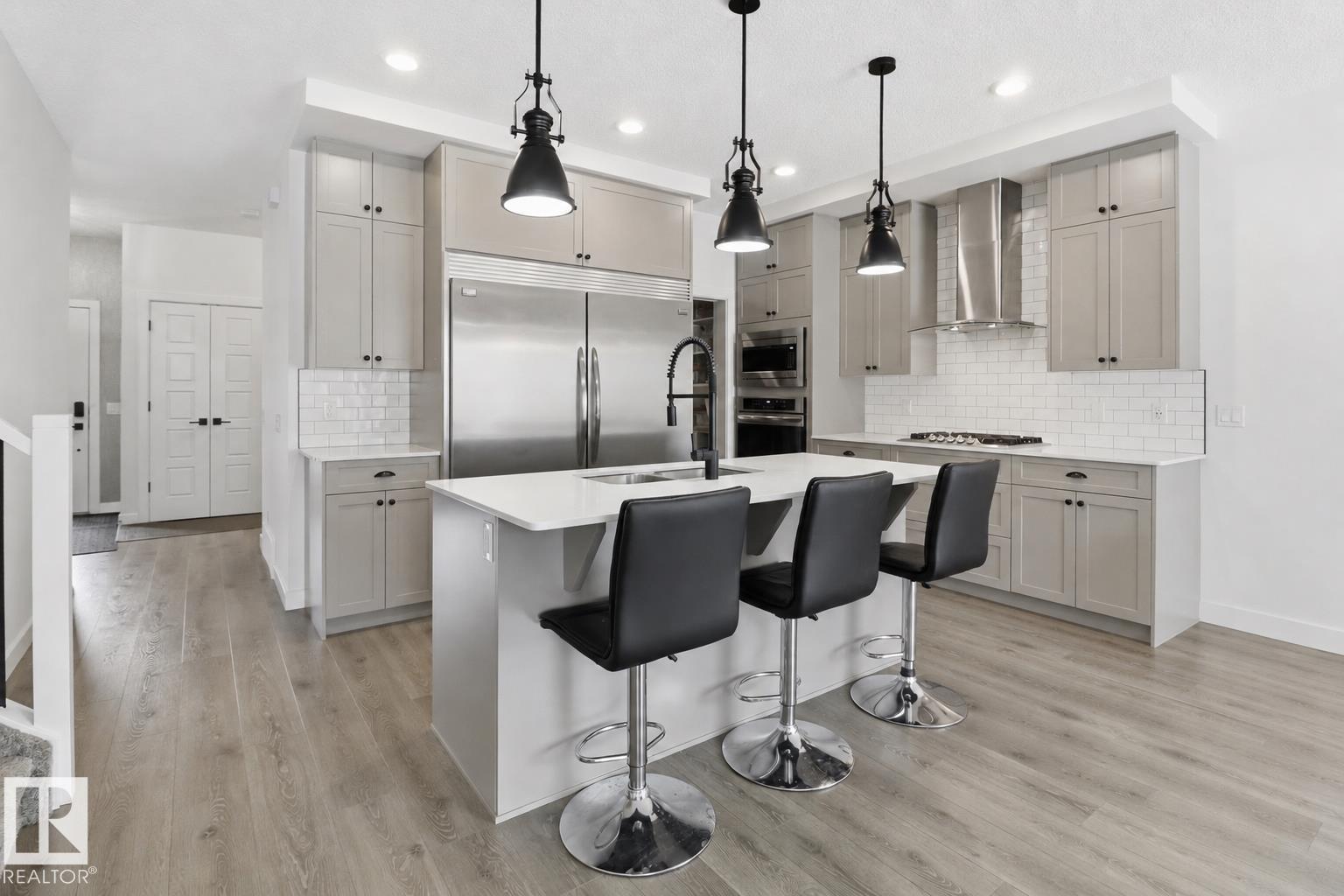 3234 CHERNOWSKI WY SW - 4