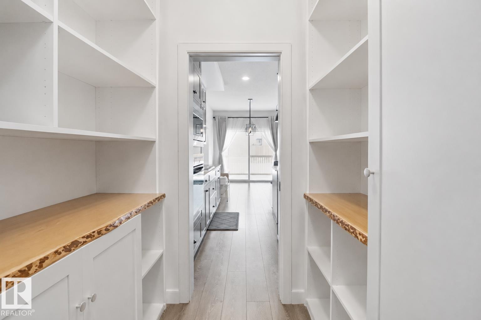 3234 CHERNOWSKI WY SW - 11