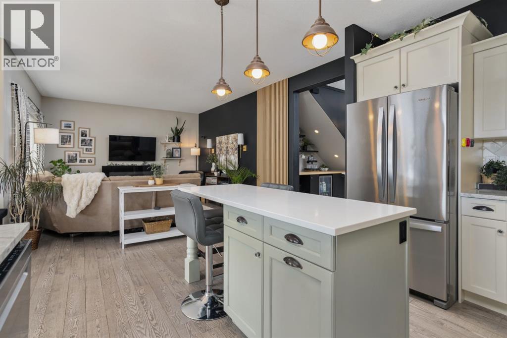 5215 35 Avenue - 9
