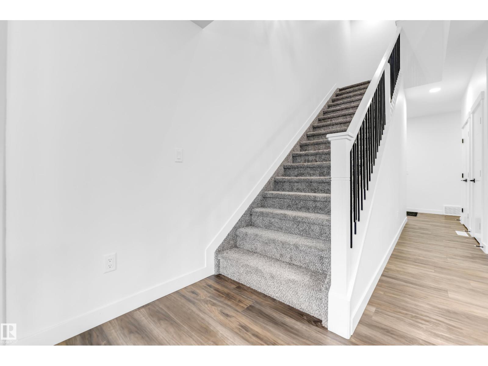 1336 11 AV NW - 28