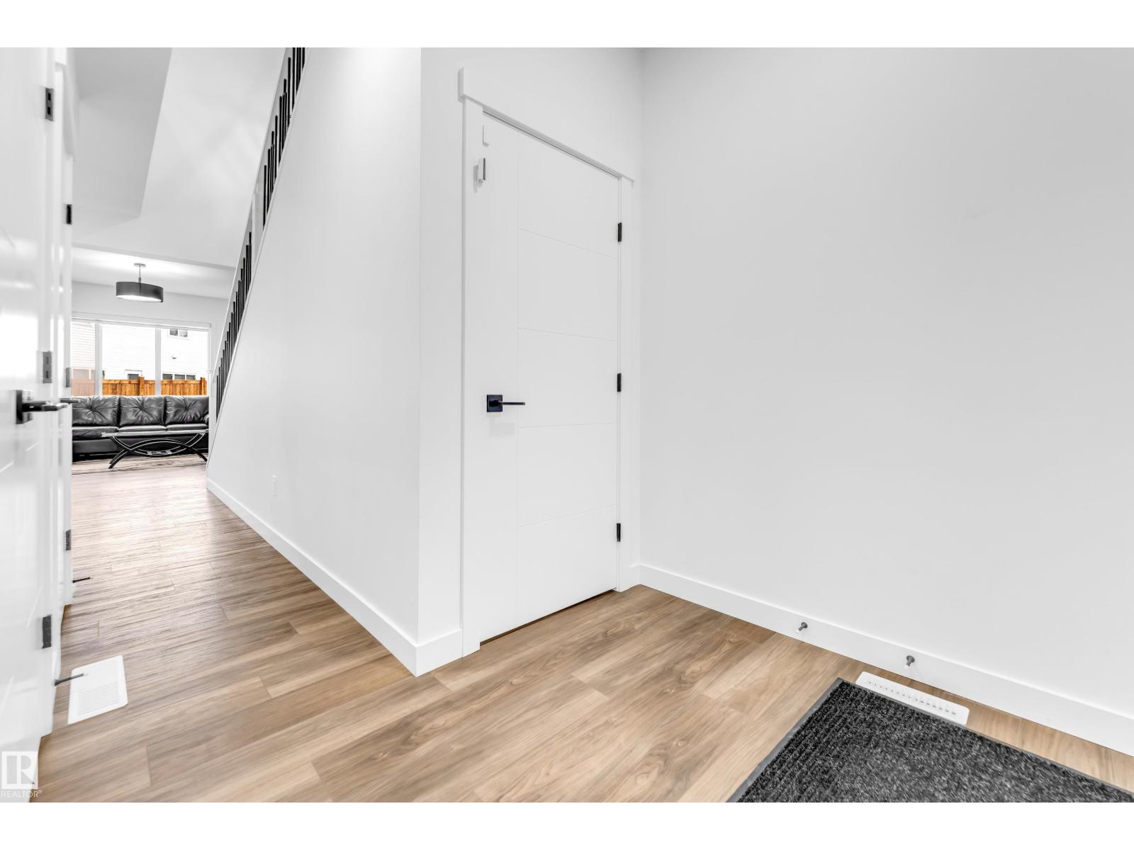 1336 11 AV NW - 17