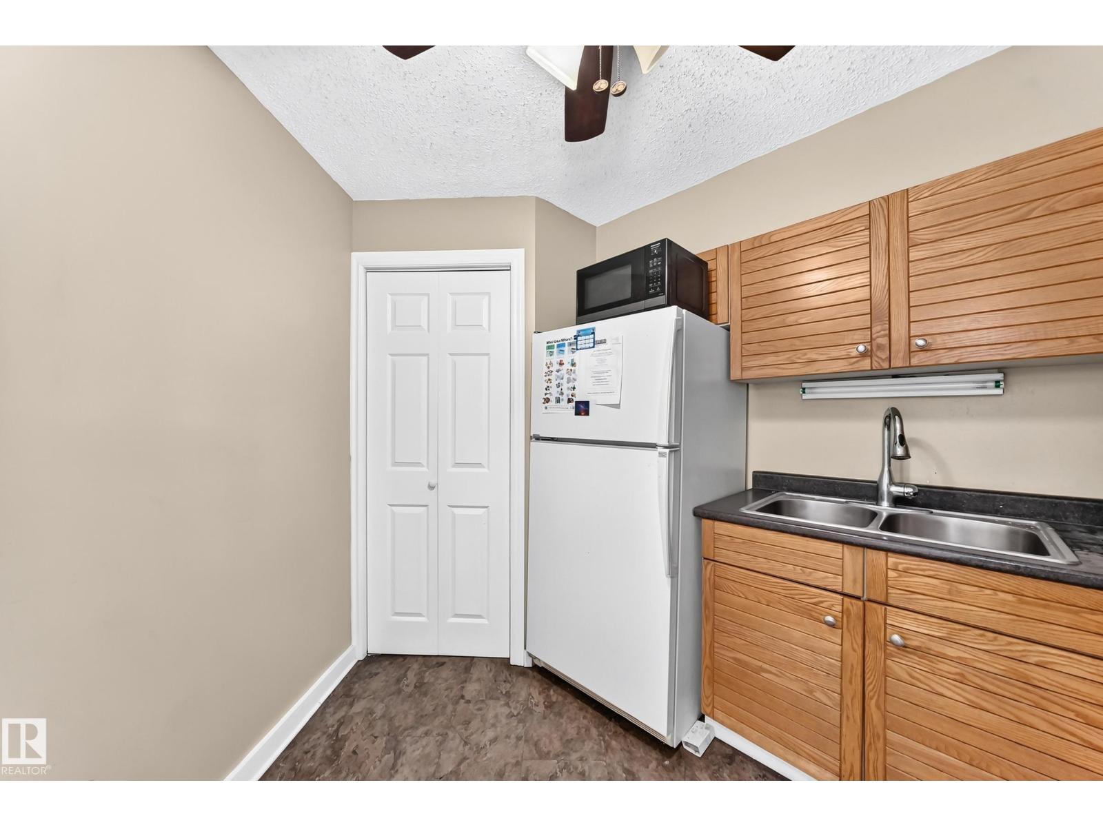 #1600 10149 SASKATCHEWAN DR NW - 13