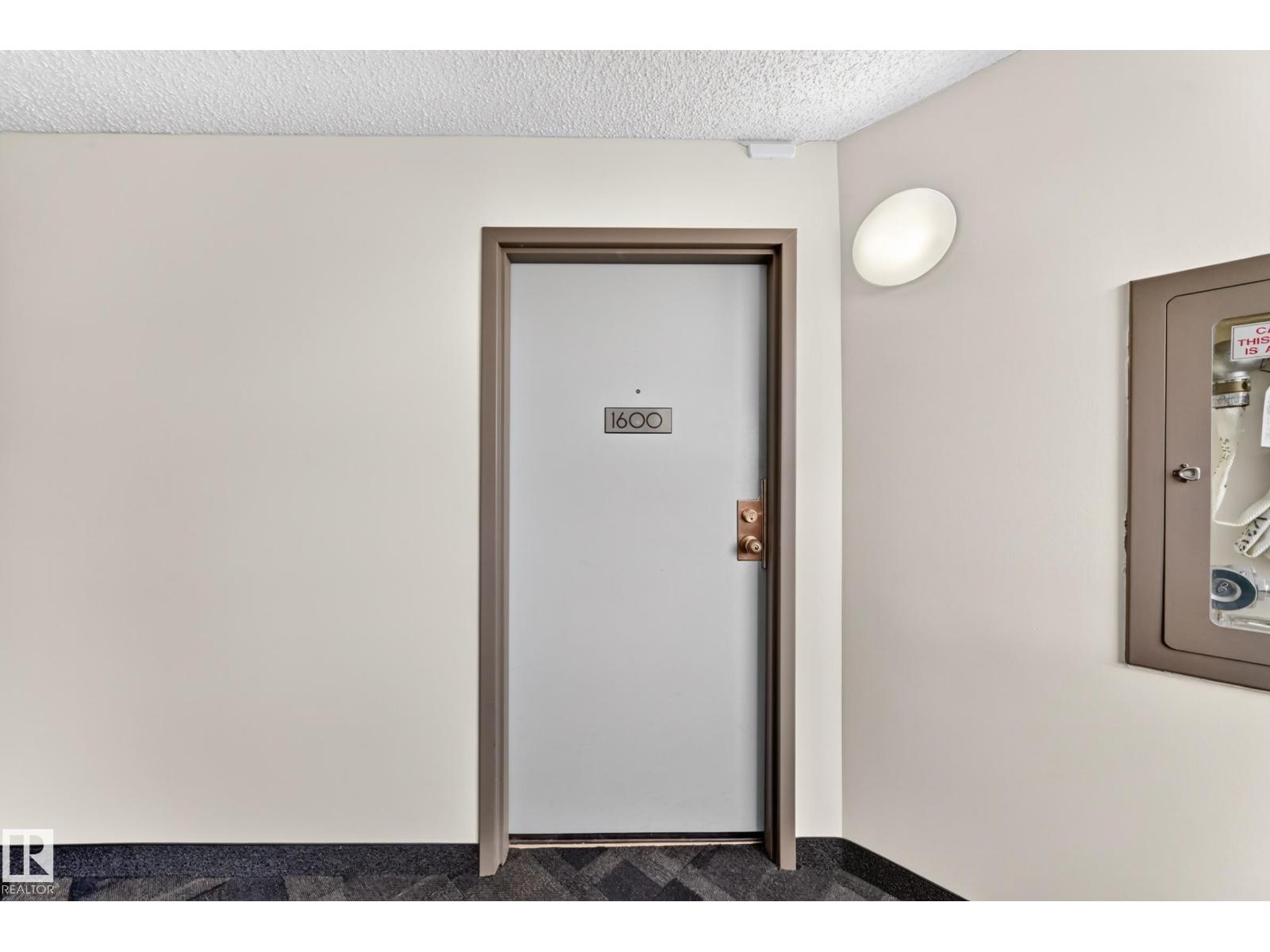 #1600 10149 SASKATCHEWAN DR NW - 34