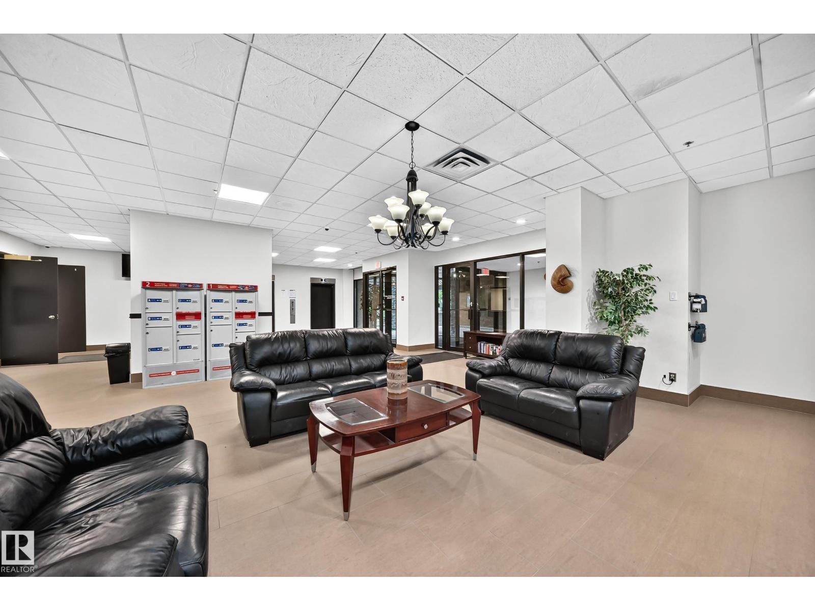 #1600 10149 SASKATCHEWAN DR NW - 43