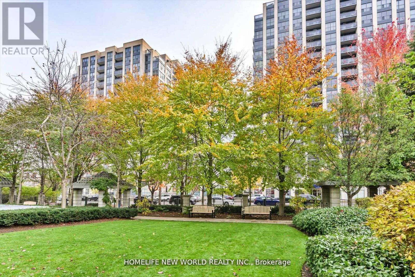 #607 21 HILLCREST AVENUE - 19