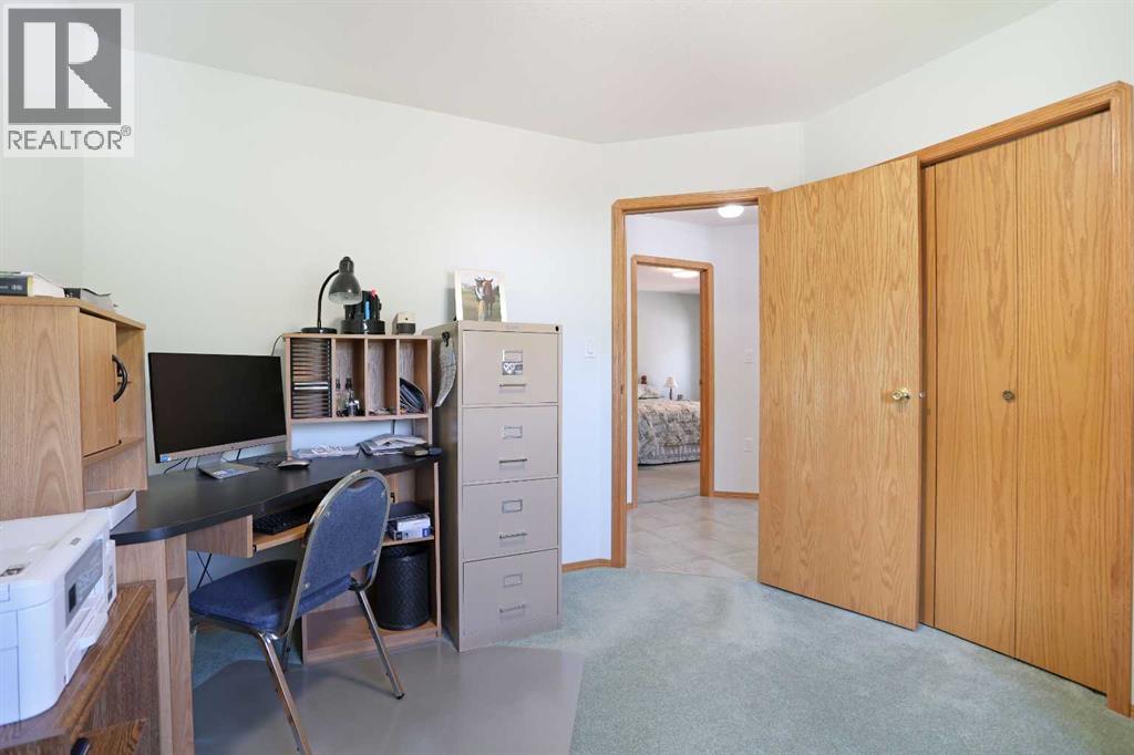 47 Park Place W - 26
