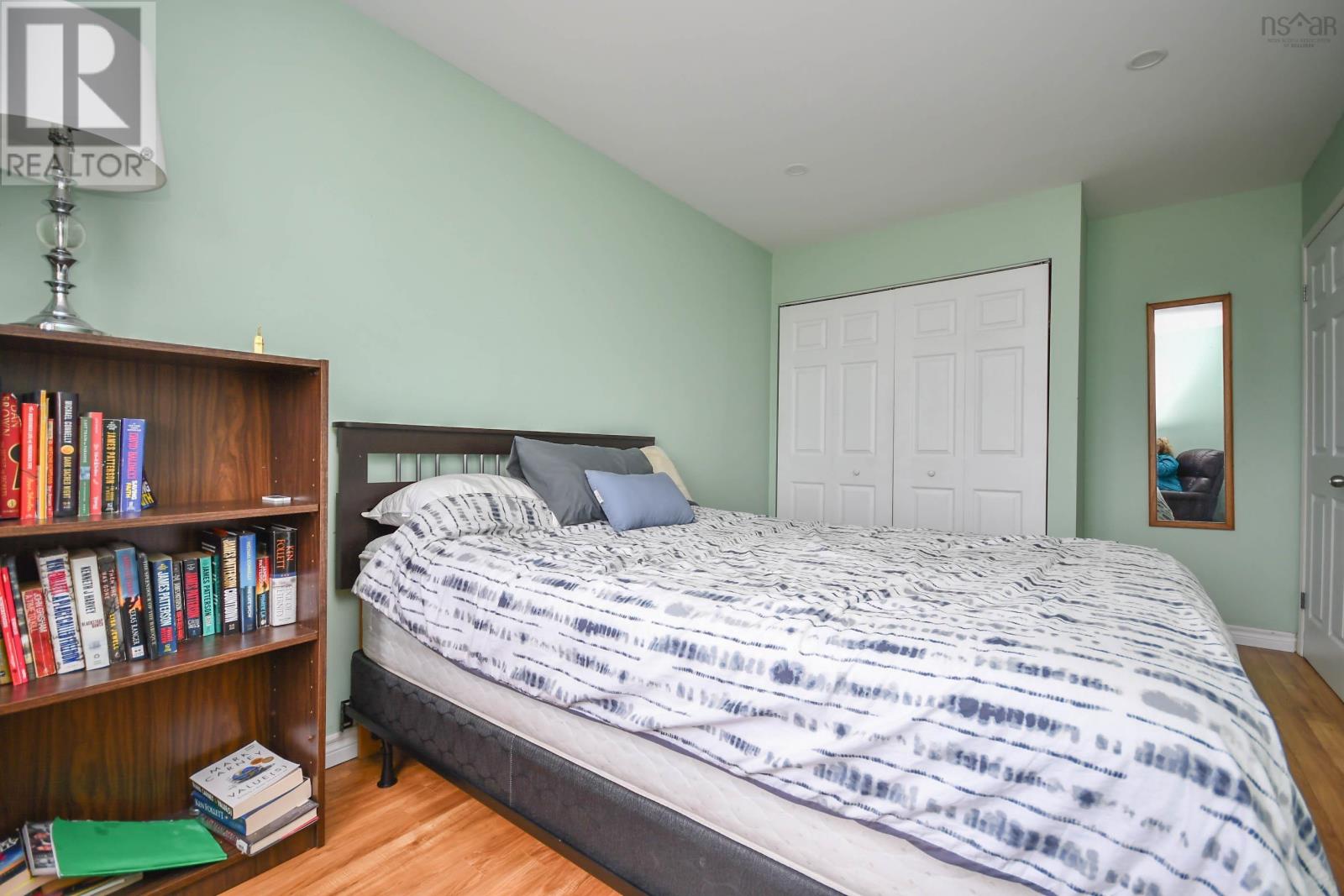 5881 Gainsborough Place - 25