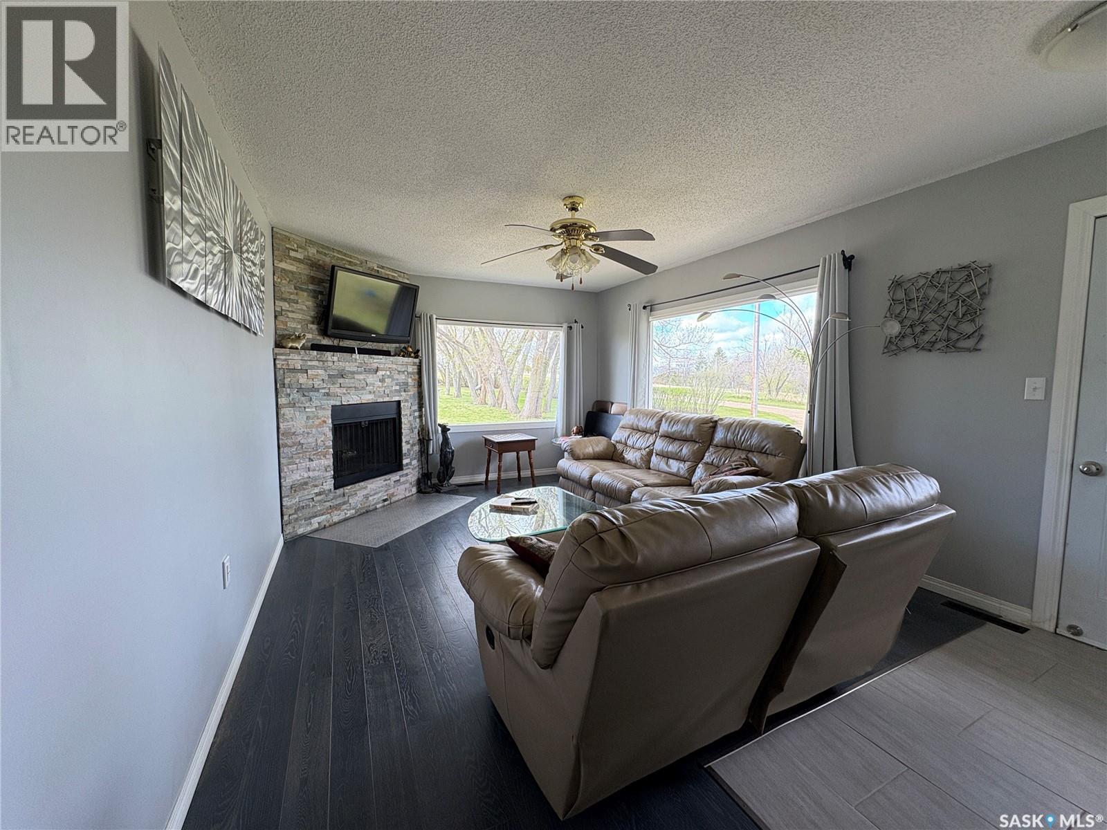 229 Calgary STREET - 7