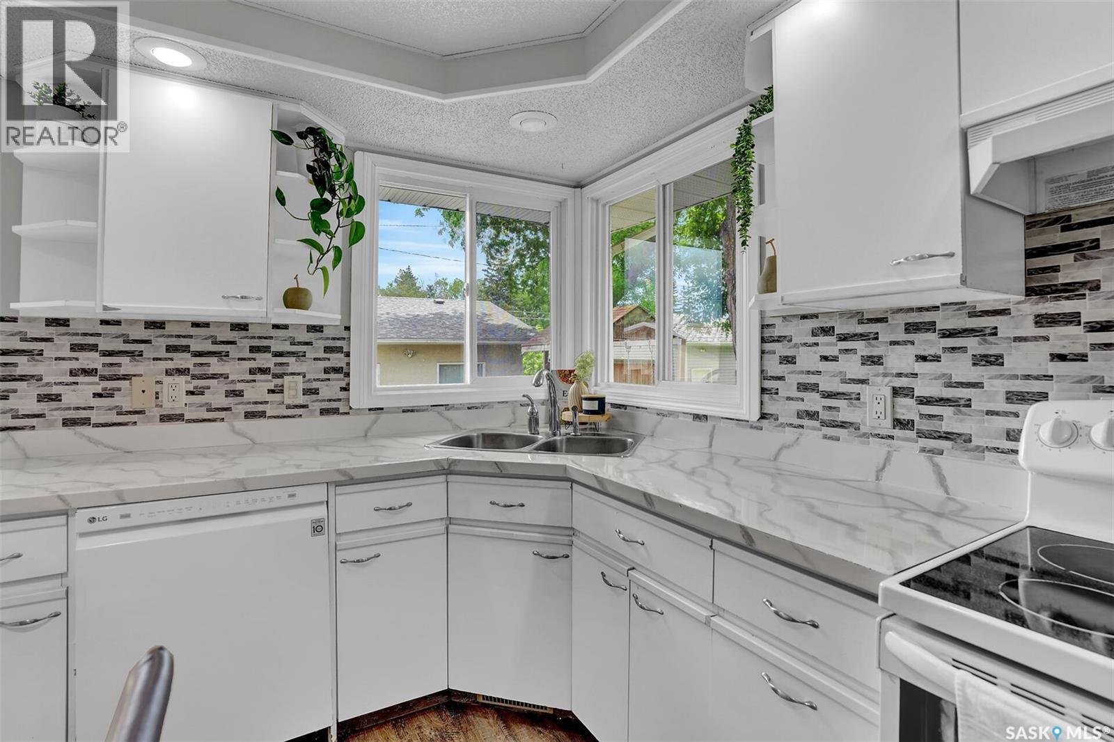 341 Lorne STREET — photo 12