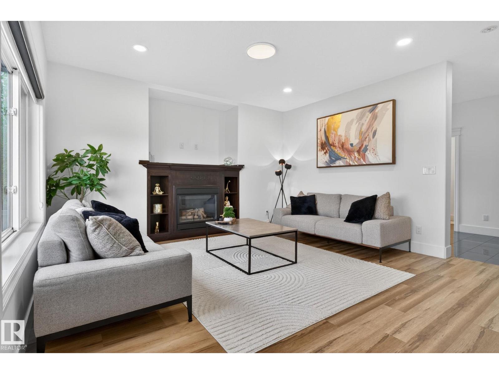 9628 221 ST NW - 19