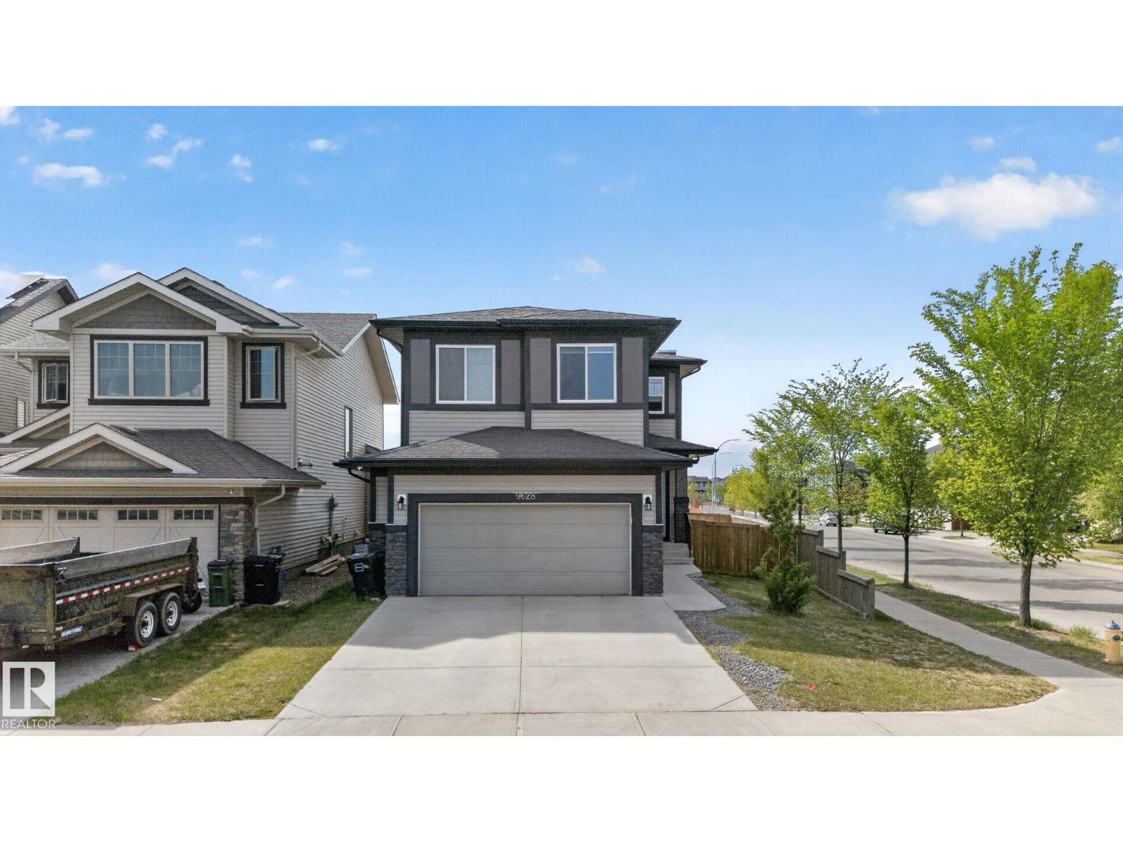 9628 221 ST NW - 2