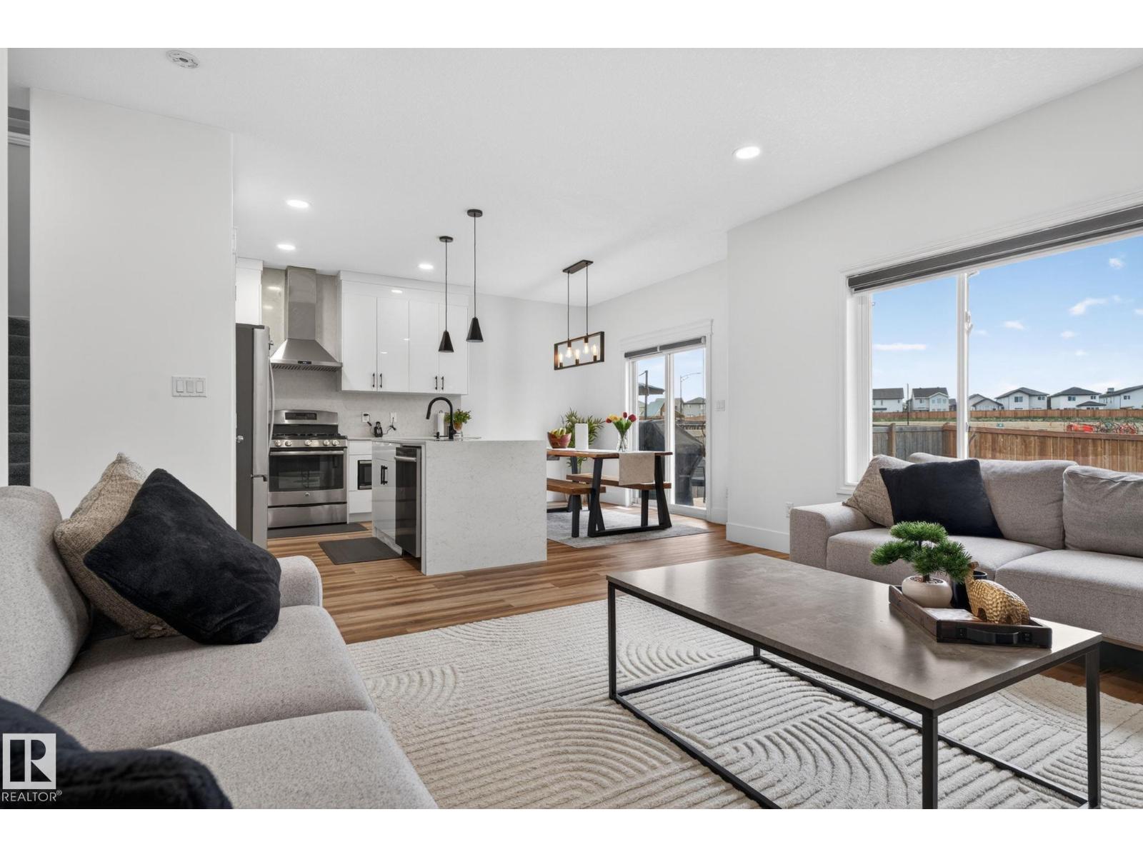 9628 221 ST NW - 24