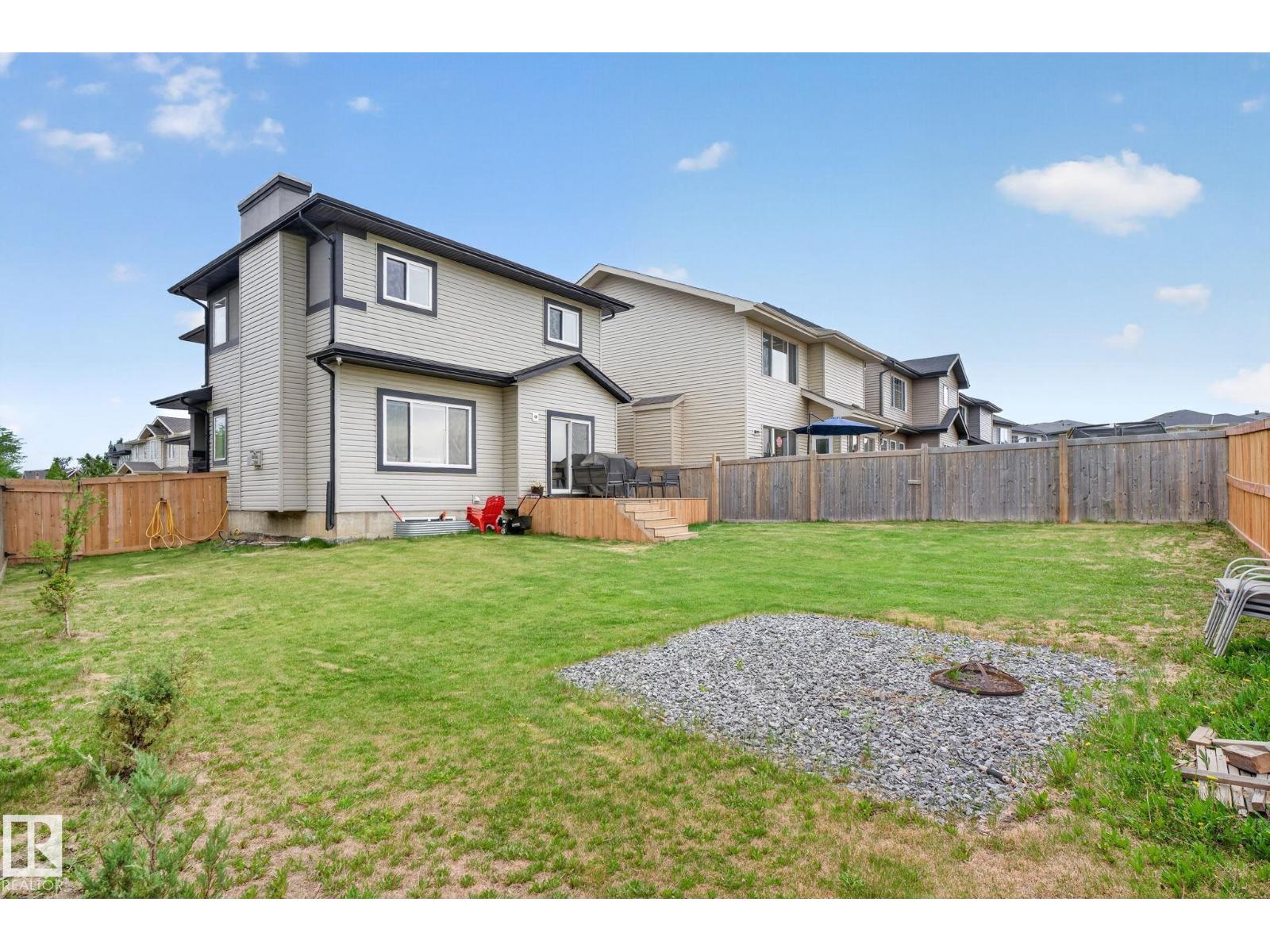 9628 221 ST NW - 26