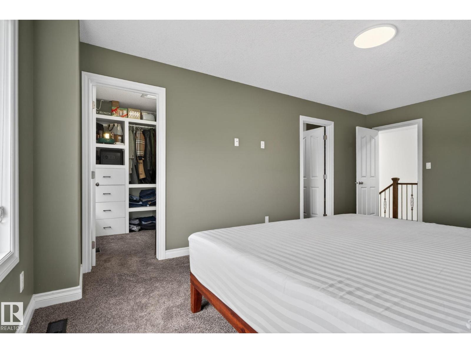 9628 221 ST NW - 32