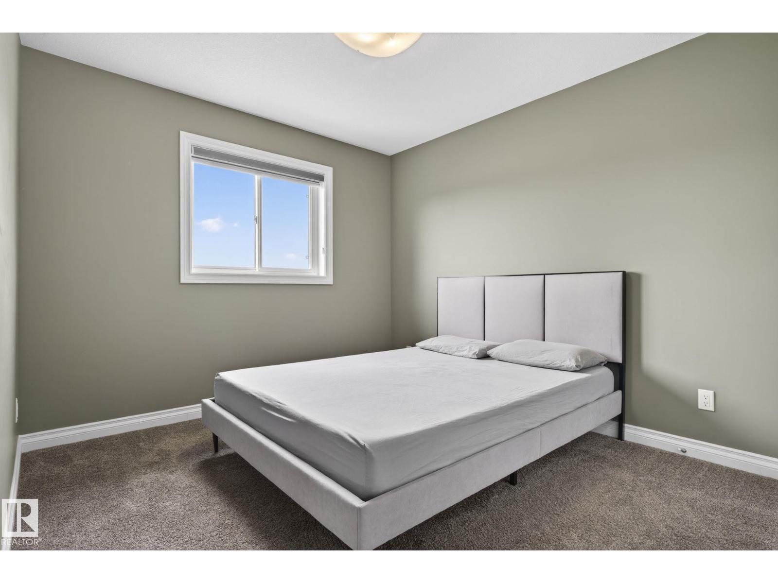 9628 221 ST NW - 45