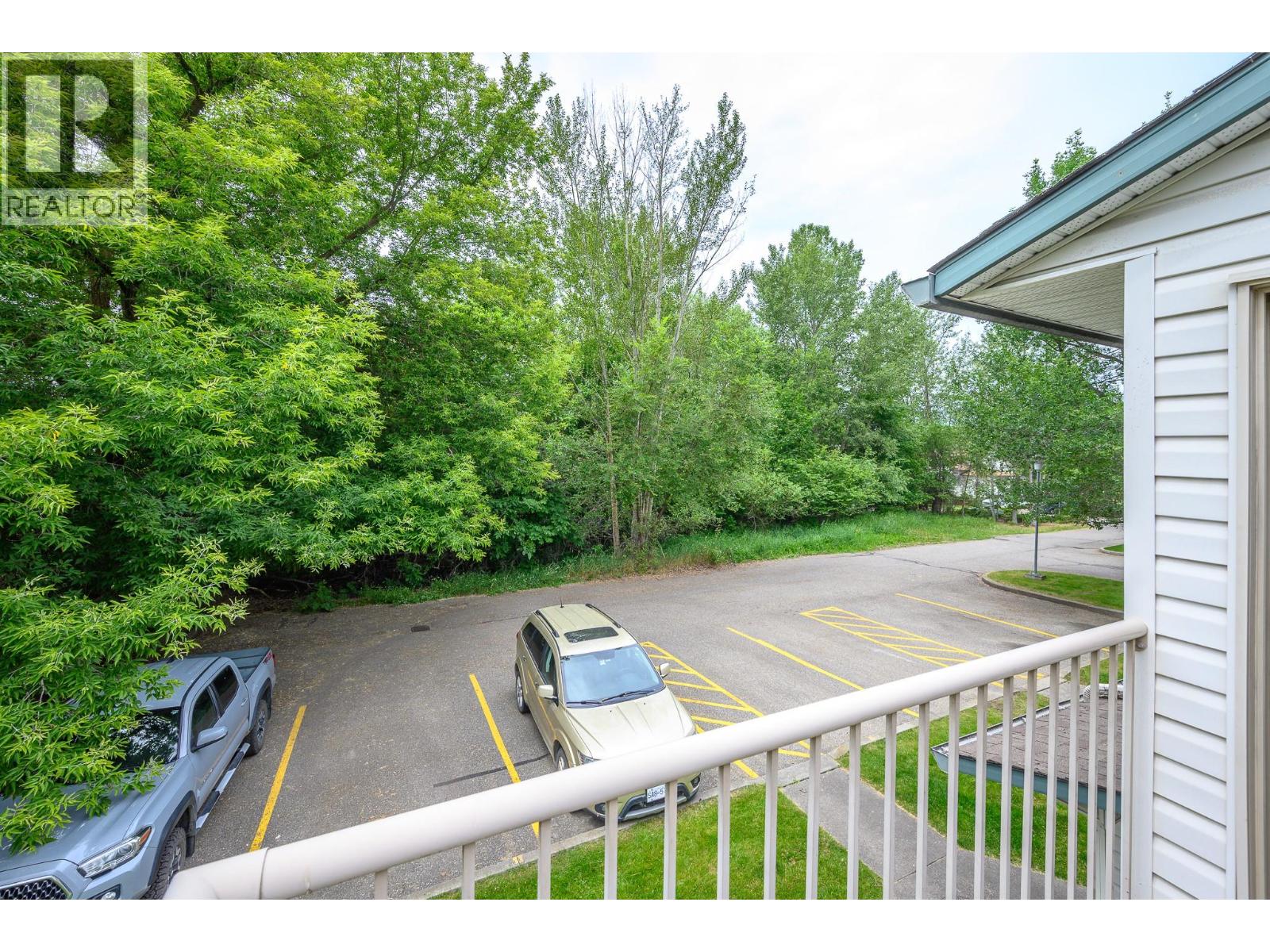 401 1607 43 Avenue, Vernon