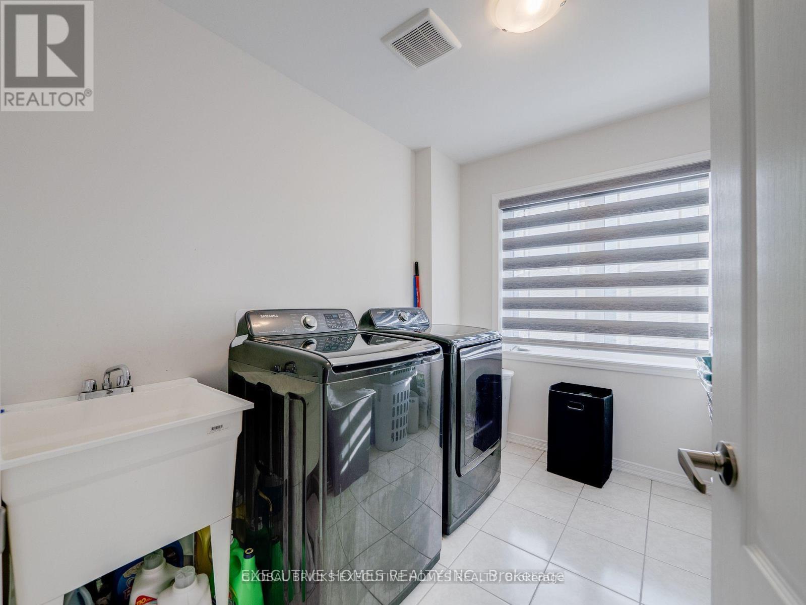 26 LILLIAN WAY - 22